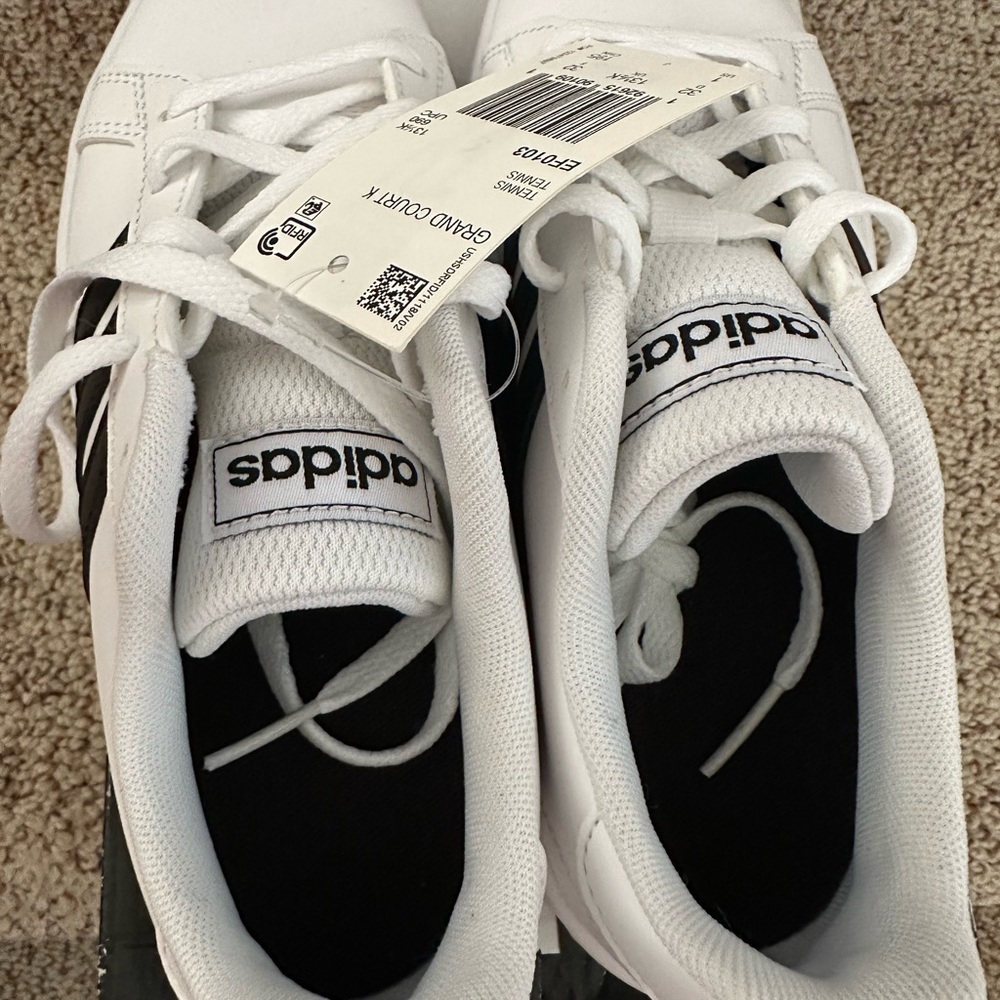 Addidas Grand Court Sneaker, White/Black/White, Unisex Little Kid 
Size 1 US